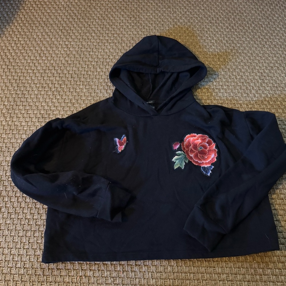 XXI FLORAL PATCH HOODIE